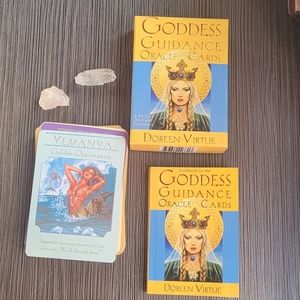 Goddess oracle deck